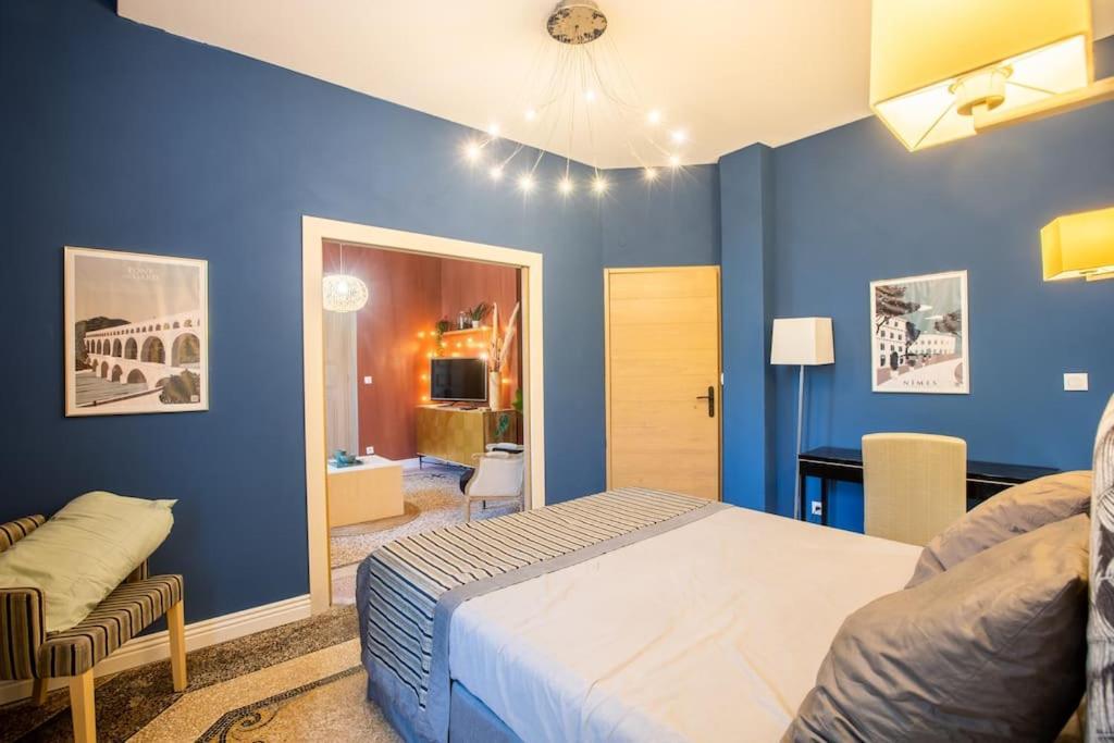 La Suite 2 Pieces Lit Queen Size Entree Privee Nimes Exterior photo